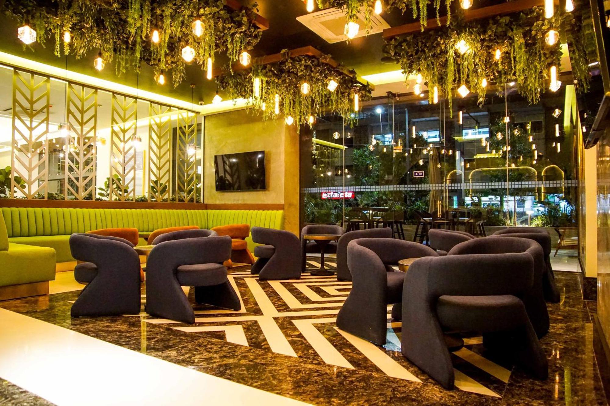 Hotel Antre Chapultepec Гвадалахара Экстерьер фото